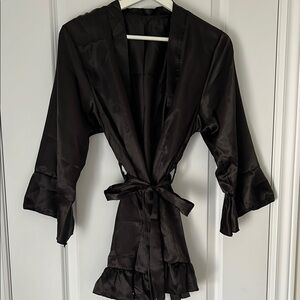 SHEIN Black Satin Robe